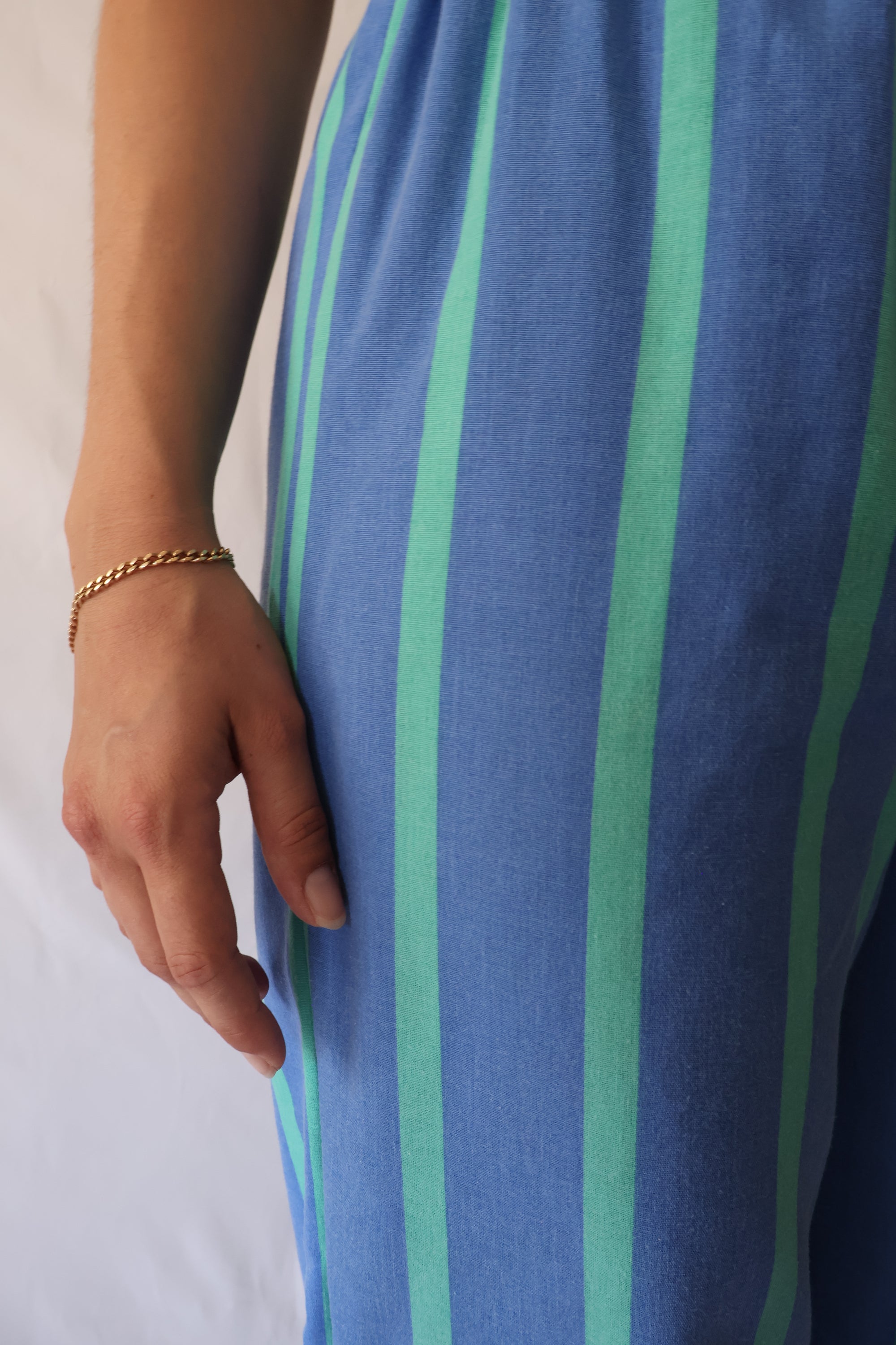 PANTALON RAYÉ BLEU ET VERT