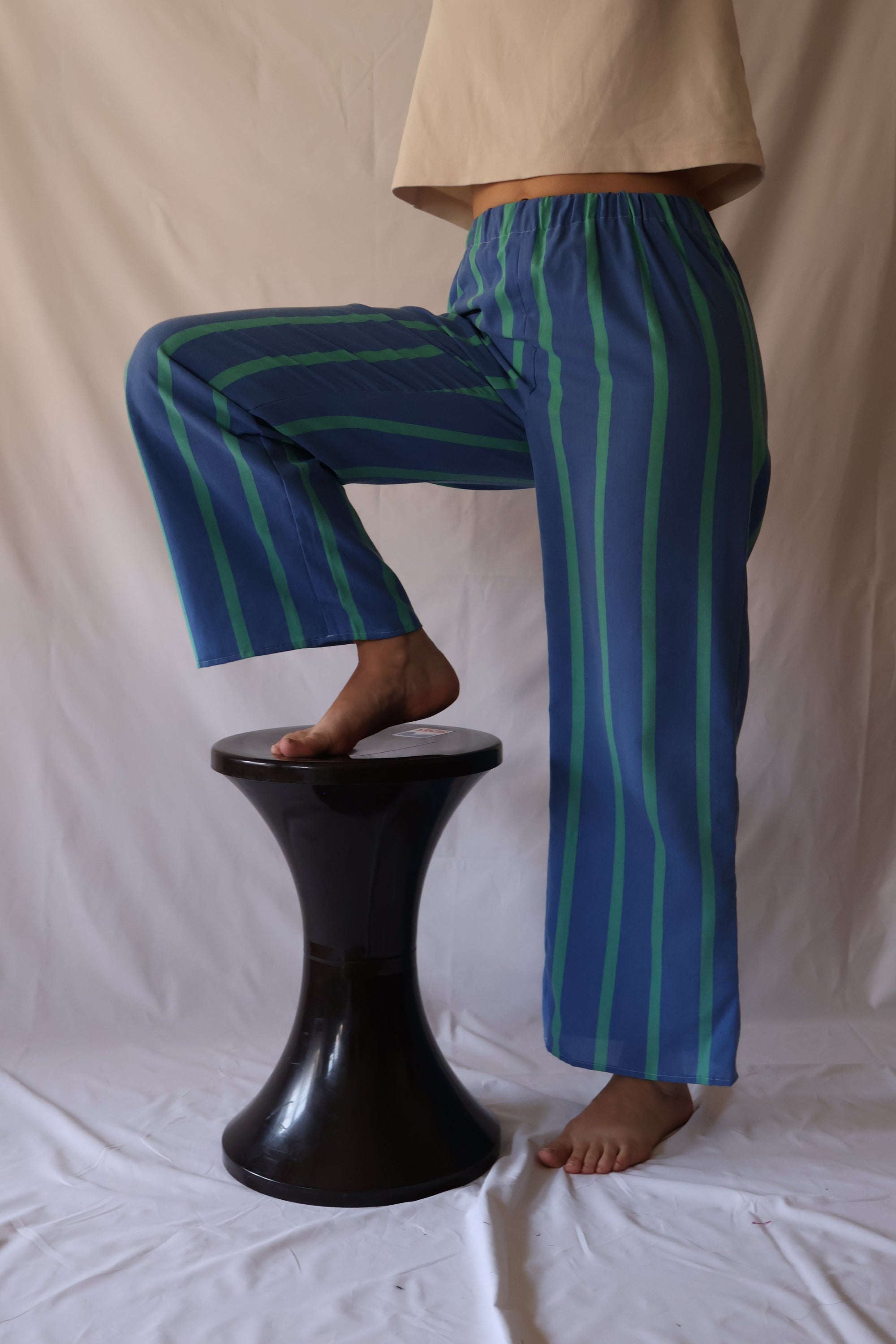 PANTALON RAYÉ BLEU ET VERT