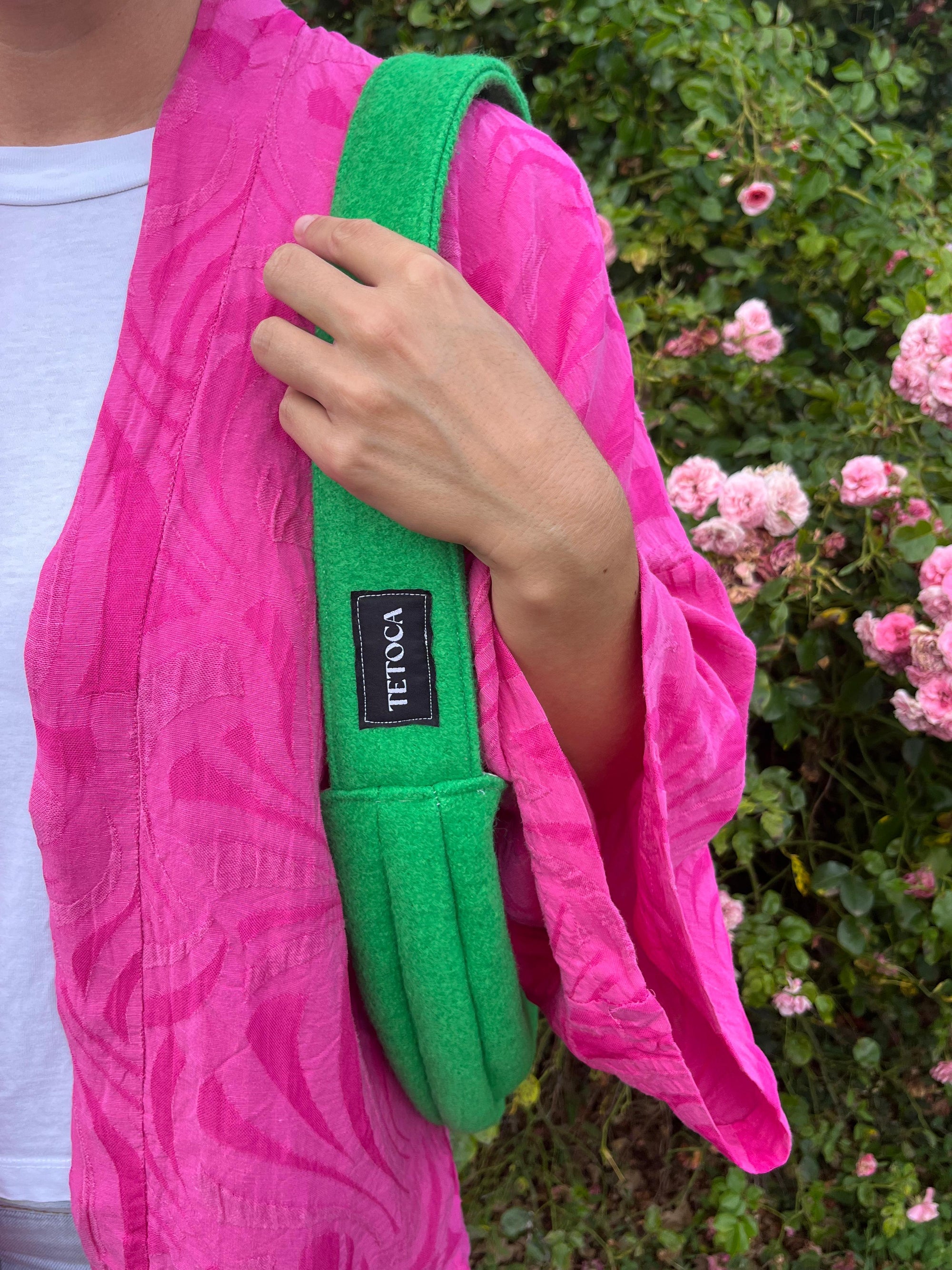 GREEN FLASHY