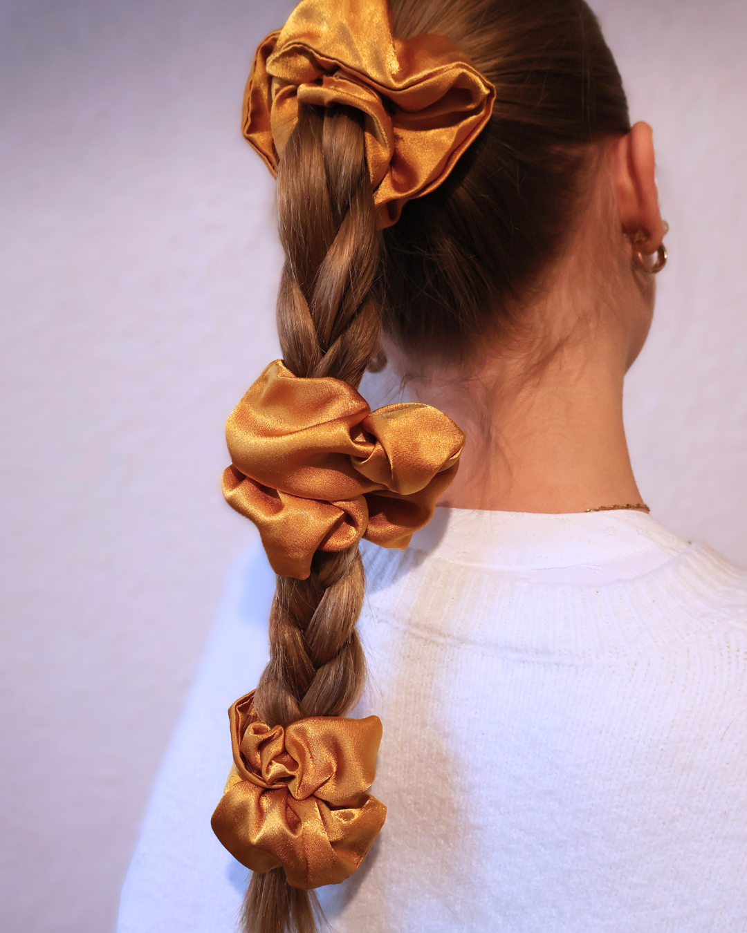 CHOUCHOU SATIN DORÉ